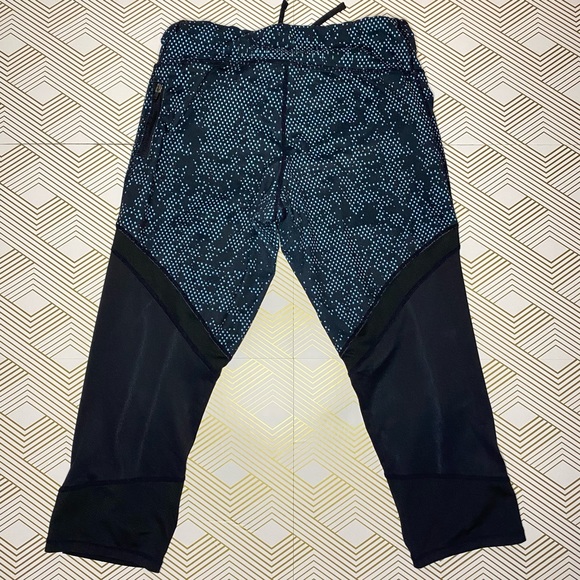 Women’s Champion Workout Leggings - Picture 2 of 8